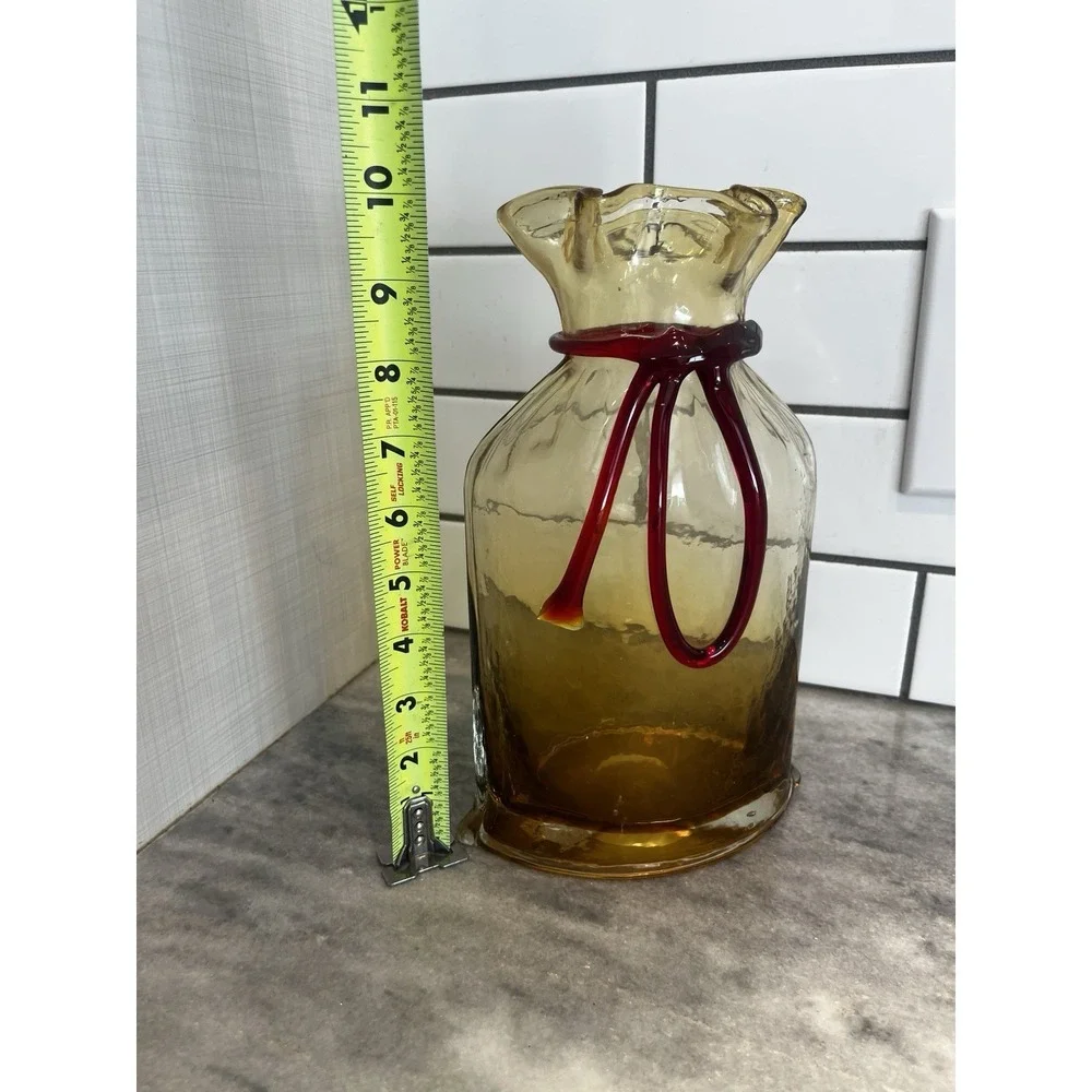 VTG Pilgrim Mustard Sack Bag Flower Vase, Red Ribbon Hand Blown. 10